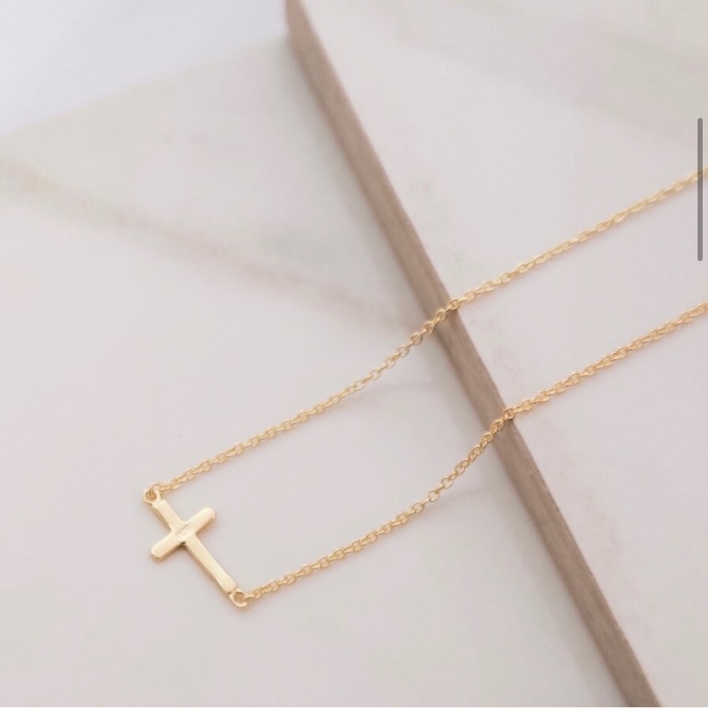 Silver Cross Necklace - Picture 5 of 7